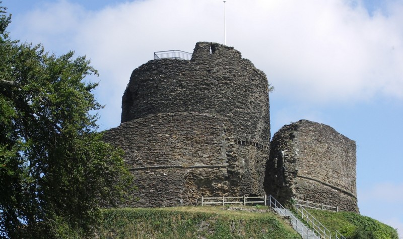 Lanceston Castle, Cornwall, UK resized