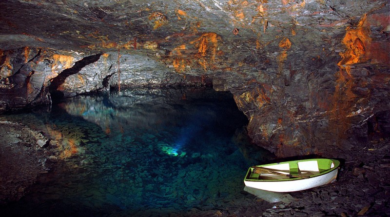 places to visit in Cornwall - Carnglaze Caverns