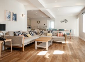 Self-catering accomodation in Cornwall - Mullion Cove Apartments